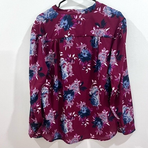 Burgundy long sleeve button down floral blouse size XL - Picture 4 of 6